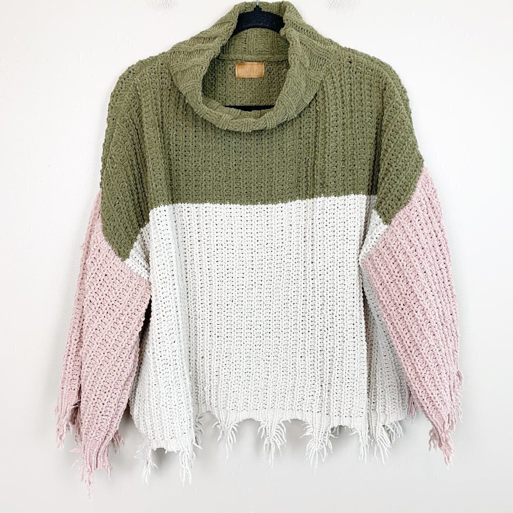 POL Chenille Chunky Turtleneck Color Block Sweater Fryed Hem Sweater Size Small